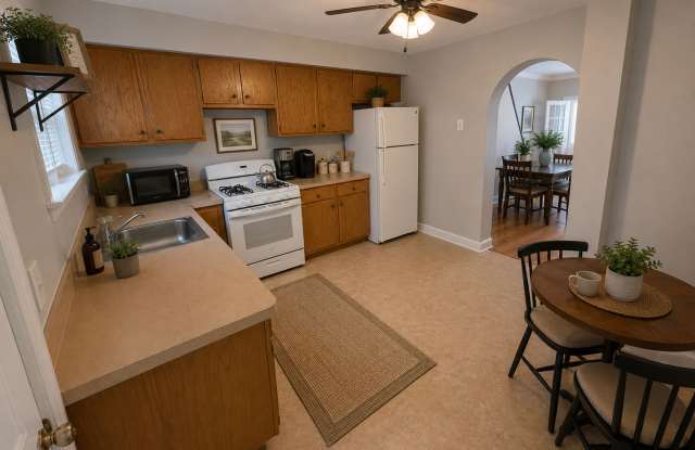 Spacious 2BR Townhouse with Private Patio in the Heart of Newbold Gallery 4
