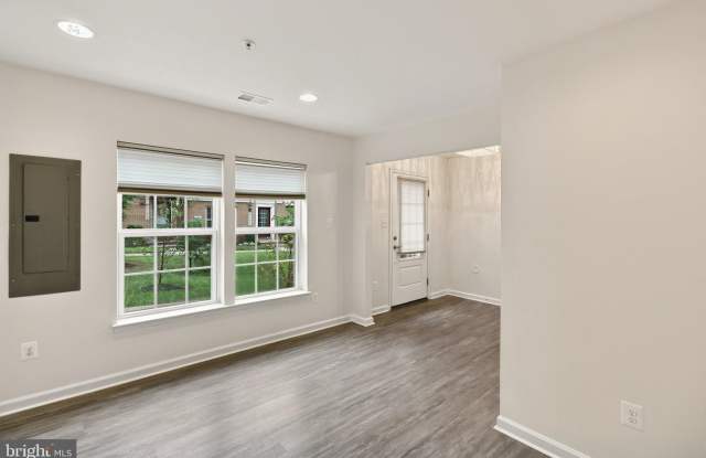 2914 PINEBROOK Gallery 3