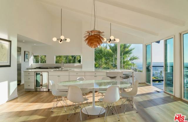 5690 Hill Oak Dr - 5690 Hill Oak Drive, Los Angeles, CA 90068
