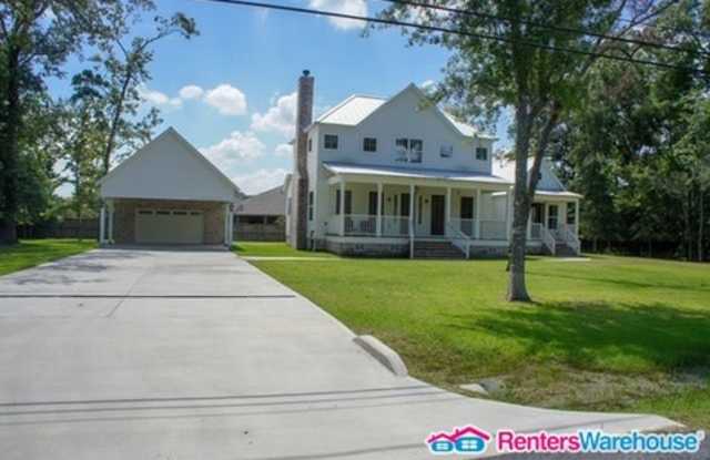 13927 Lakeside Terrace Drive Gallery 4
