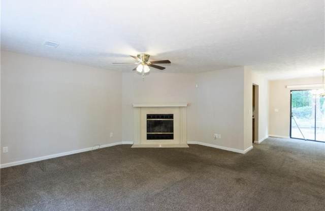 2007 Walden Park Drive Gallery 3
