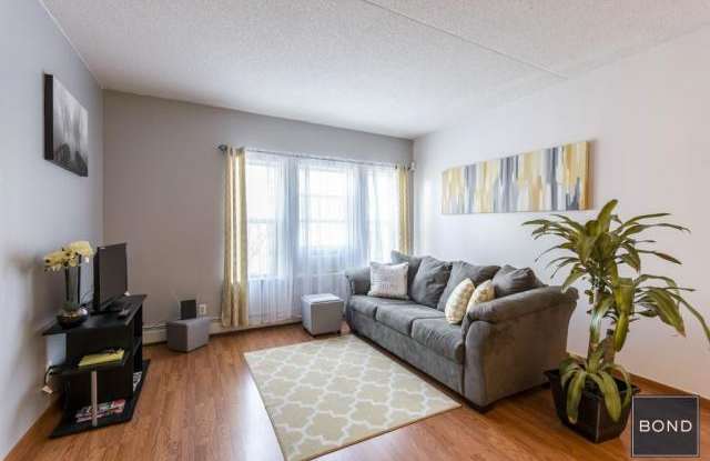 136 West 117th Street - 136 West 117th Street, New York City, NY 10026