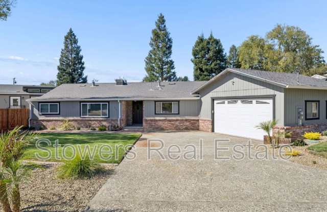 275 Cameo Dr Gallery 3