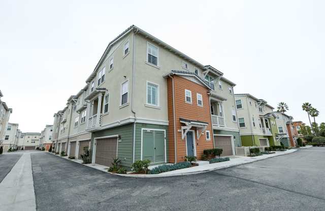 2 Bedroom 2.5 Bath Townhome near Seabridge Marina photos photos