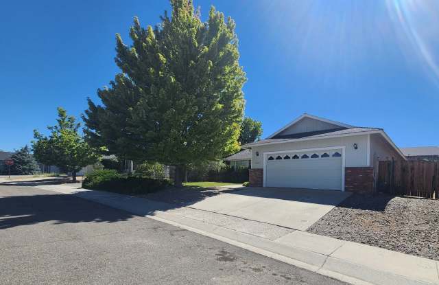 Home For Rent in Sunridge Gallery 1