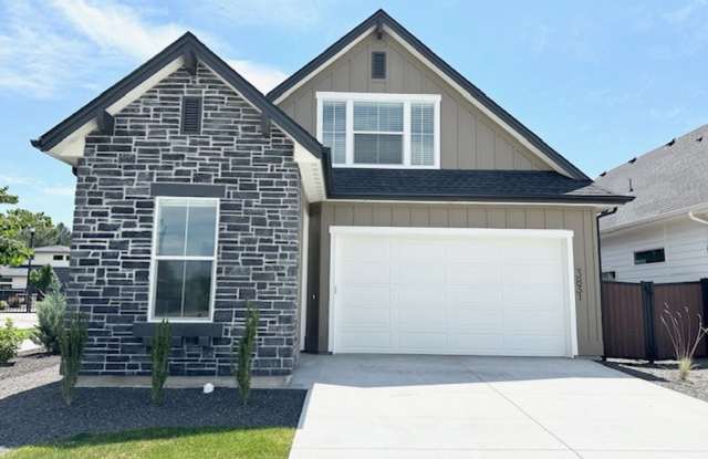 Welcome to THE PRESCOTT in the beautiful gated community Bellemeade in Eagle Idaho! photos photos