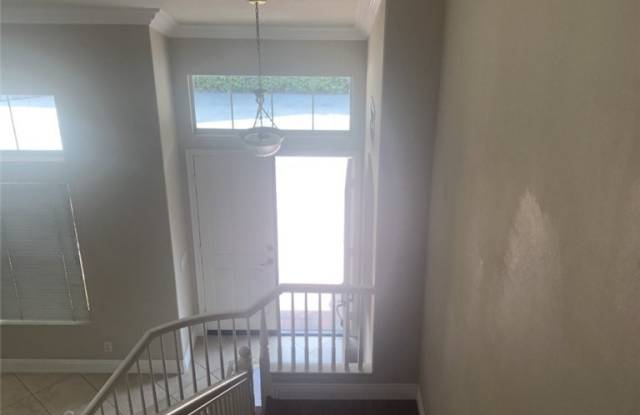 8186 Centerstone Drive Gallery 3