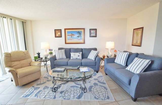 ** FURNISHED SEASONAL RENTAL***MARCO ISLAND***SOUTH SEAS*** 2/2 ON THE BEACH ** photos photos