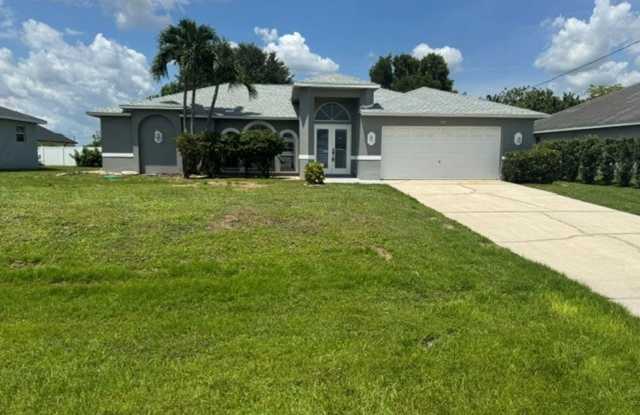 PRICE REDUCTION 3BR/2BA Single Family House Available photos photos
