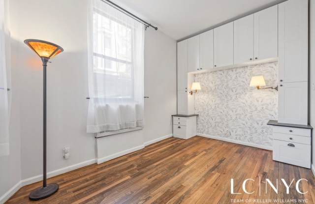 214 Riverside Drive Gallery 4