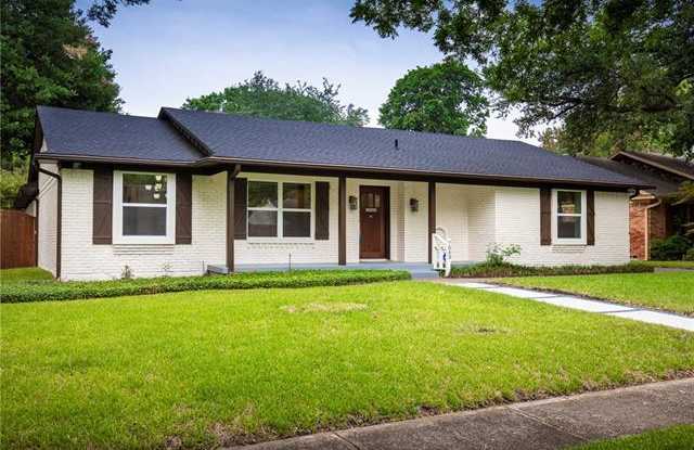 7043 Arboreal Drive Gallery 3
