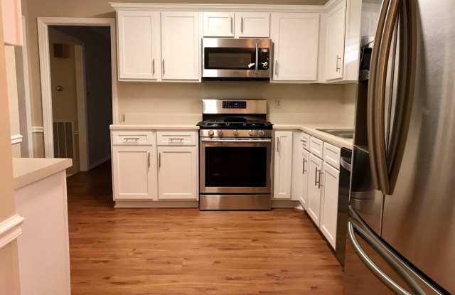 Updated brick ranch available in North Macon Gallery 3