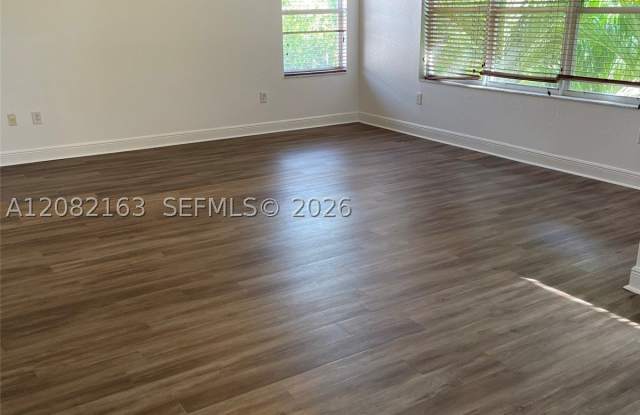 17404 SW 47th Ct Gallery 4