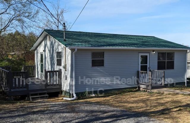 306 Cesar Street - 306 Ceasar Street, Athens, TN 37303