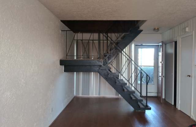 15907 Debra Drive Gallery 4