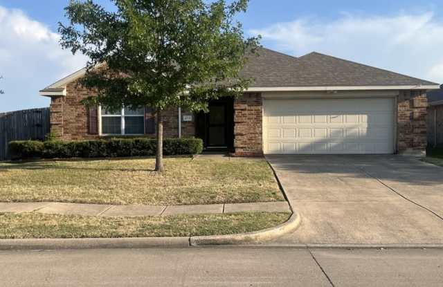 2717 Mockingbird Street - 2717 Mockingbird Street, Royse City, TX 75189