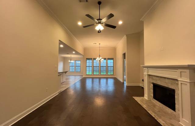 Beautiful 3 Bedroom plus office home in Prairieville Gallery 3