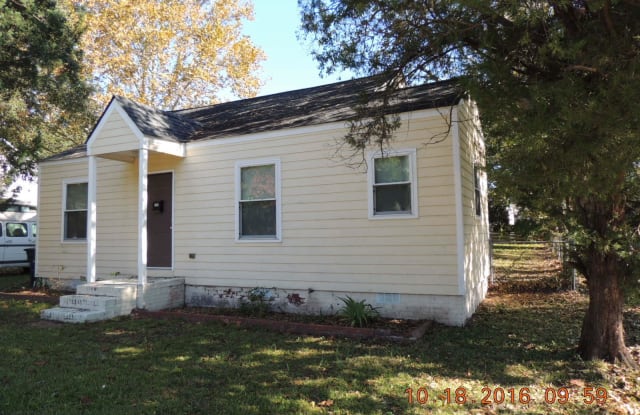 200 Queens Road - 200 Queens Rd, Jacksonville, NC 28540
