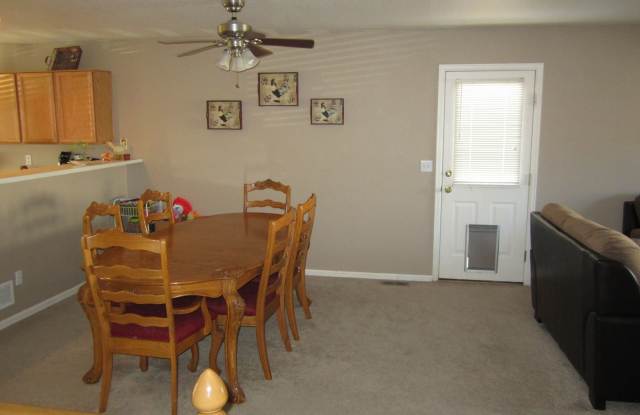 1269 Fall River Cir Gallery 2