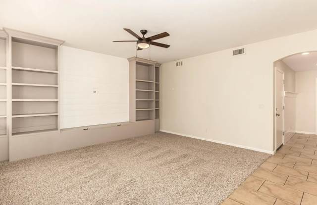 Beautifully Maintained 3-Bedroom Home with RV Gate Near the Superstition Mountains Gallery 4