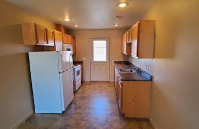 808 Dreamers Loop - 808 Dreamers Loop, Billings, MT 59105