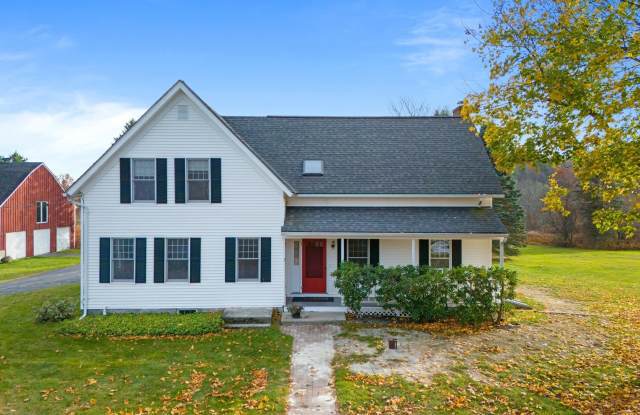 17 Griffin Avenue - 17 Griffin Avenue, Londonderry, NH 03053