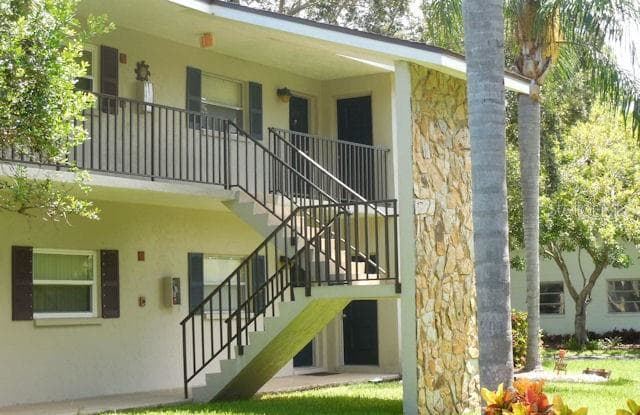 9881 113TH STREET - 9881 113th Street North, Pinellas County, FL 33778