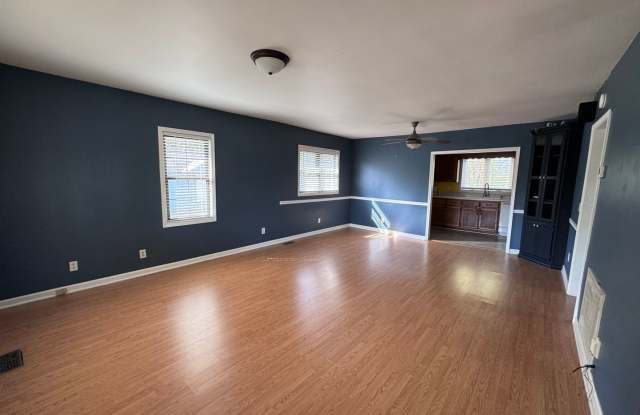 House for rent in Graves County Gallery 4