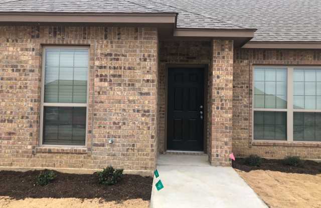 3/2 BROCK ISD - WATER  Lawn INCLUDED - 1093 Grindstone Road, Parker County, TX 76066