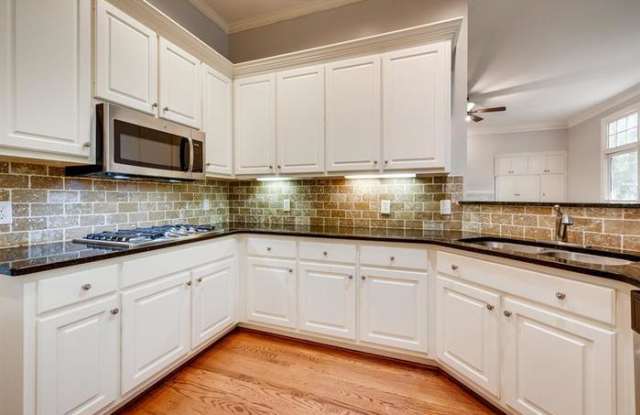 1212 Chadwick Lake Drive Northwest Gallery 4