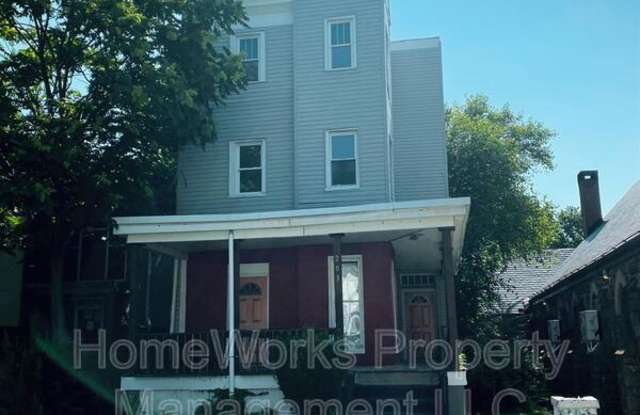 203 S AUGUSTA AVE - 203 South Augusta Avenue, Baltimore, MD 21229