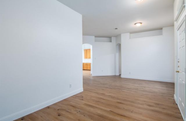 4808 Gables Court Gallery 4