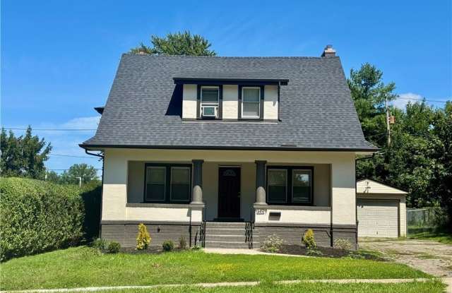 1451 Craneing Road Gallery 1