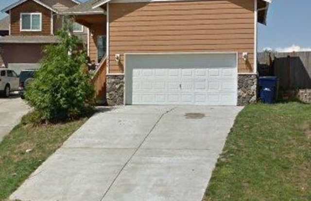 4Bd/2.5Ba Lake Stevens House - 1926 83rd Drive Northeast, Lake Stevens, WA 98258 4Bd/2.5Ba Lake Stevens House - 1926 83rd Drive Northeast, Lake Stevens, WA 98258