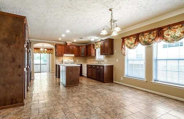 4850 Pauline Drive - 4850 Pauline Drive, New Orleans, LA 70126