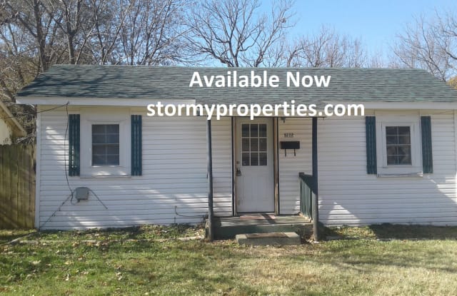 2115 N Grace photos photos