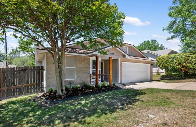 GREAT 3/2 HOME IN THE HEART OF NE AUSTIN! photos photos
