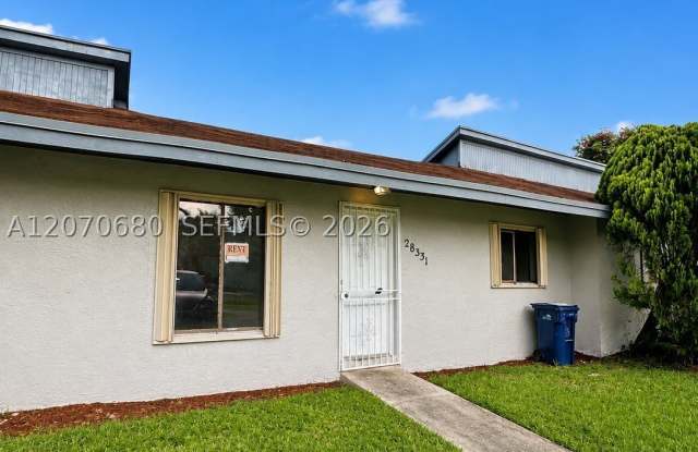 28331 SW 141st Ct Gallery 1