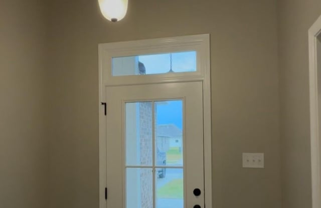 215 Sparkling Meadows Lane Gallery 2