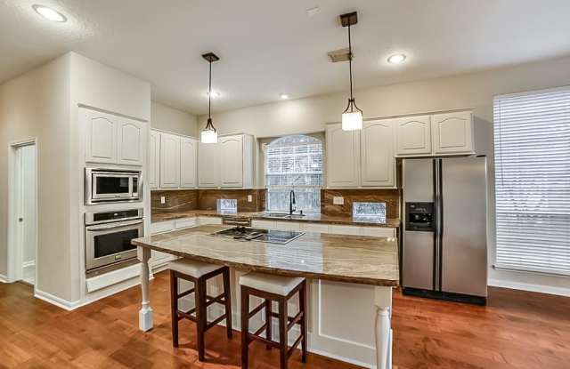 119 N Summer Cloud Drive - 119 North Summer Cloud Drive, The Woodlands, TX 77381