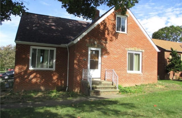 6508 Ridgewood Lakes Dr - 6508 Ridgewood Lakes Drive, Parma, OH 44129