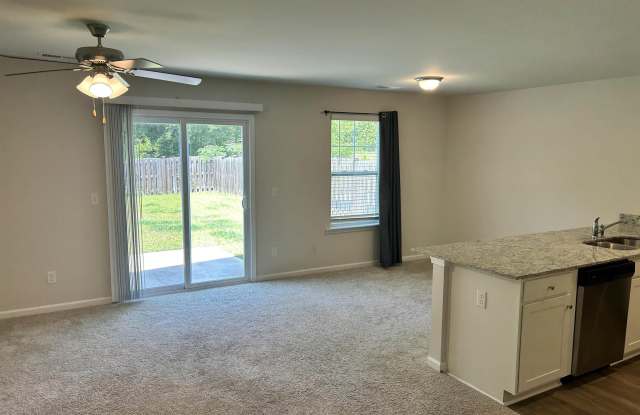 1071 Crescent Moon Loop Gallery 4