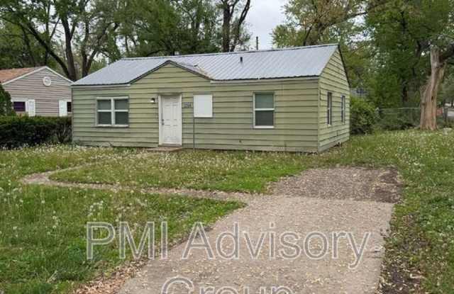 3368 Southeast Girard Street photos photos