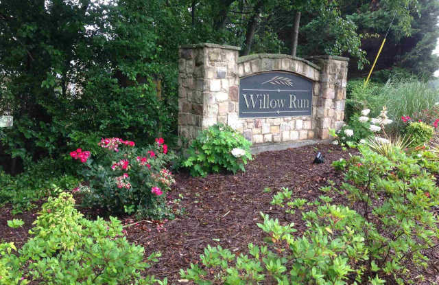 10365 Meadow Crest Ln Gallery 2