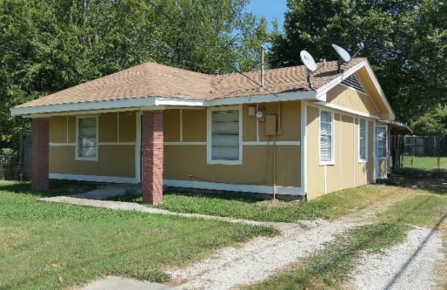 1434 Melton Ln - 1434 Melton Lane, Mesquite, TX 75149