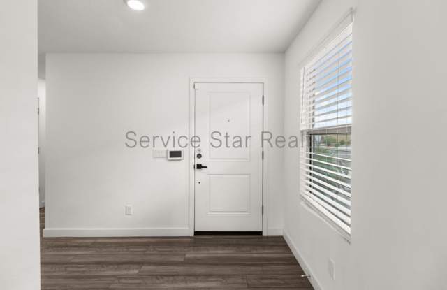 3834 S 84th Ln Gallery 4