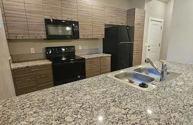 Maddyn B photos photos