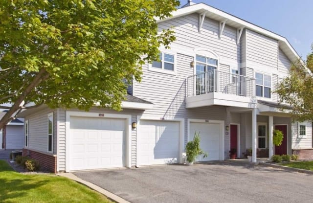 3454 Autumn Woods Drive - 3454 Autumn Woods Drive, Chaska, MN 55318