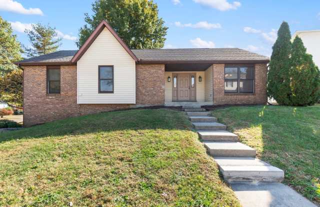 Spacious House in Cape Girardeau, Alma Schrader School District photos photos