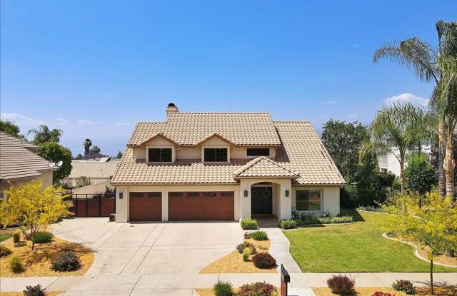 Beautiful 2-Story 4-Bedroom Home in Redlands! photos photos